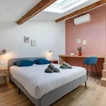 Brp Center,top Floor Luxurious House,8 Bed