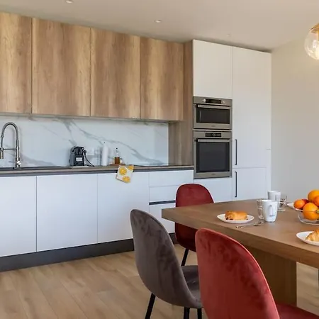 Brp Center,top Floor Luxurious House,8 Bed 펜션 칸느